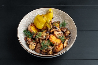 картофель жареный с грибами